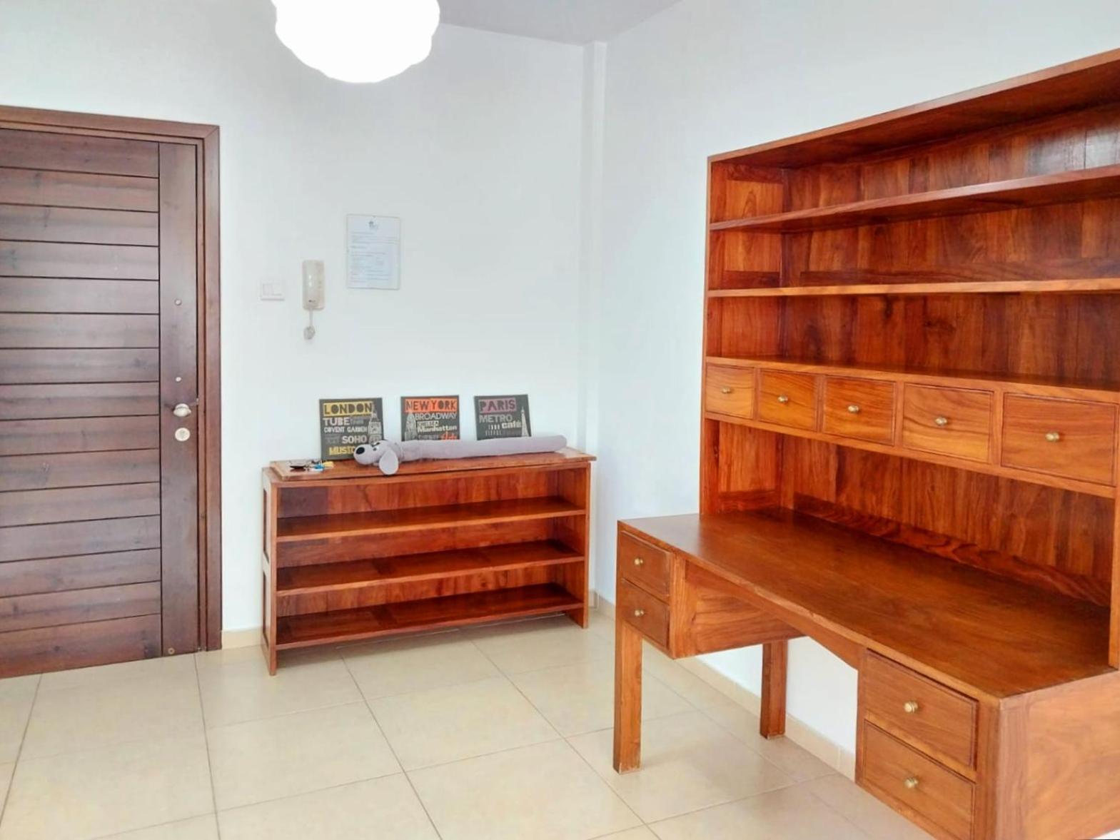 Sun Tower 101 Apartment Limassol Ngoại thất bức ảnh