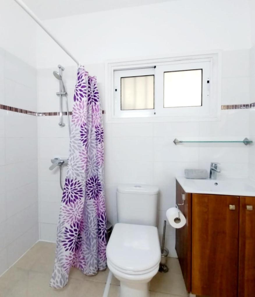 Sun Tower 101 Apartment Limassol Ngoại thất bức ảnh